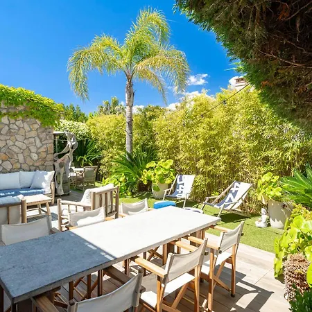 La Pausa, Avec Jardin *